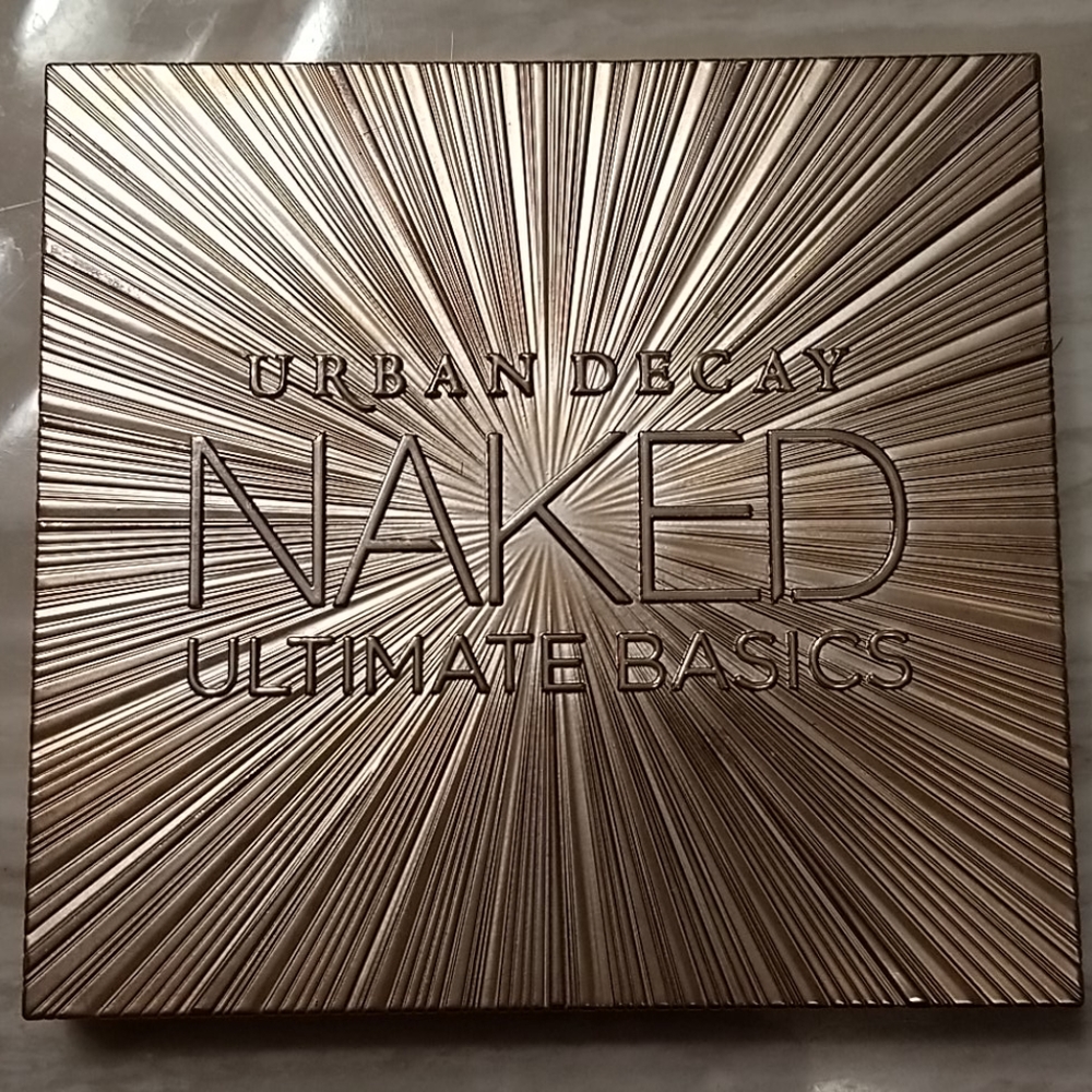 Urban Decay Naked Ultimate Basics Eye Palette